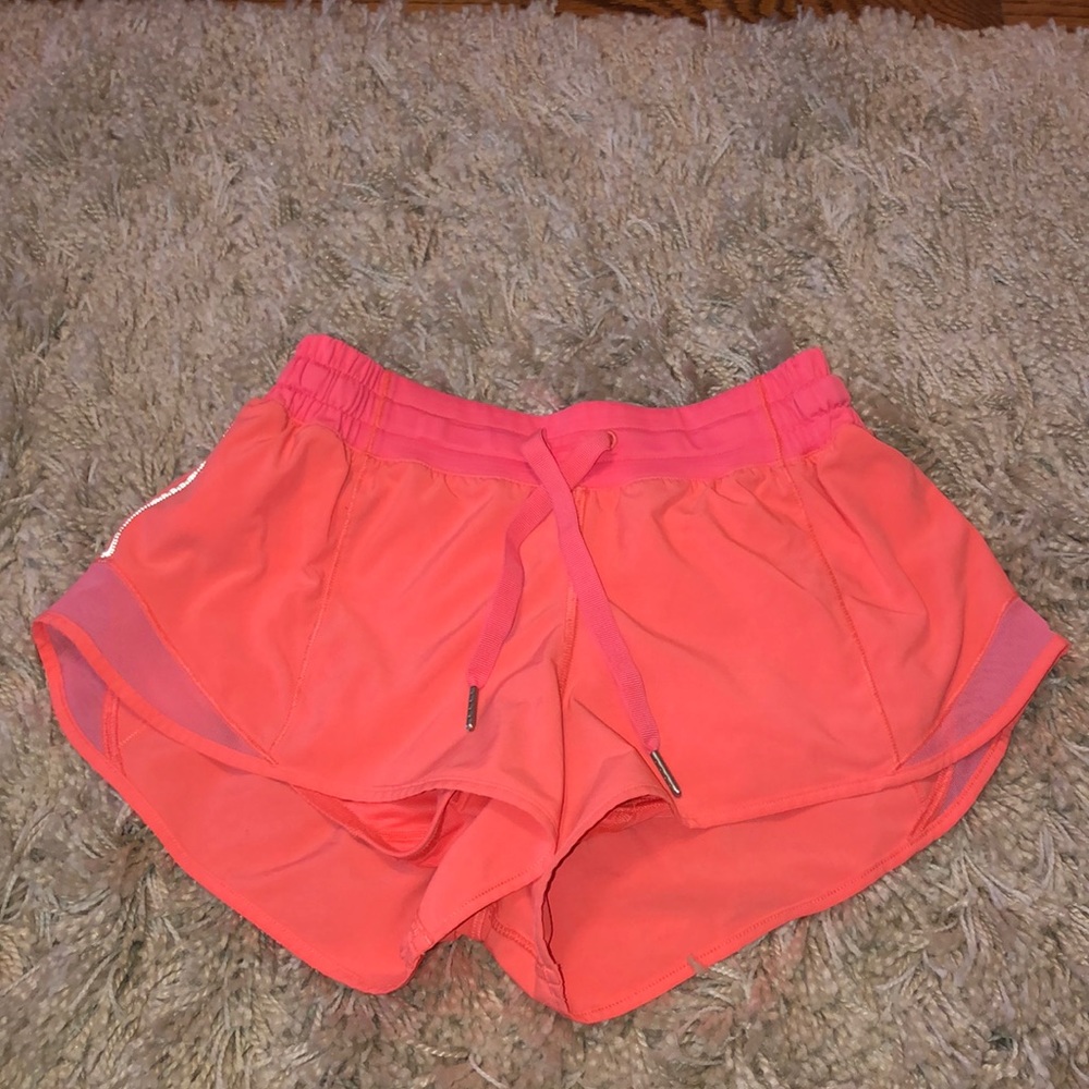 size 6 ululemon shorts